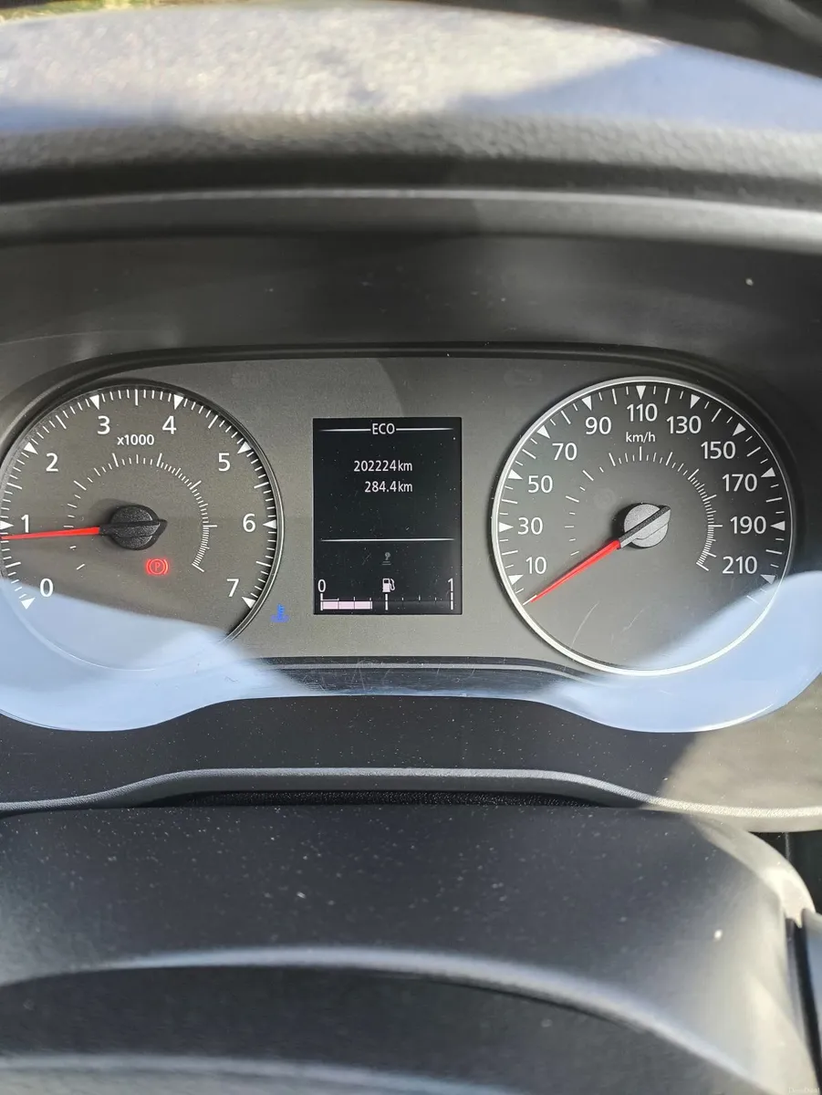 Dacia Duster 2019 prestige blue DCI 115 - Image 2