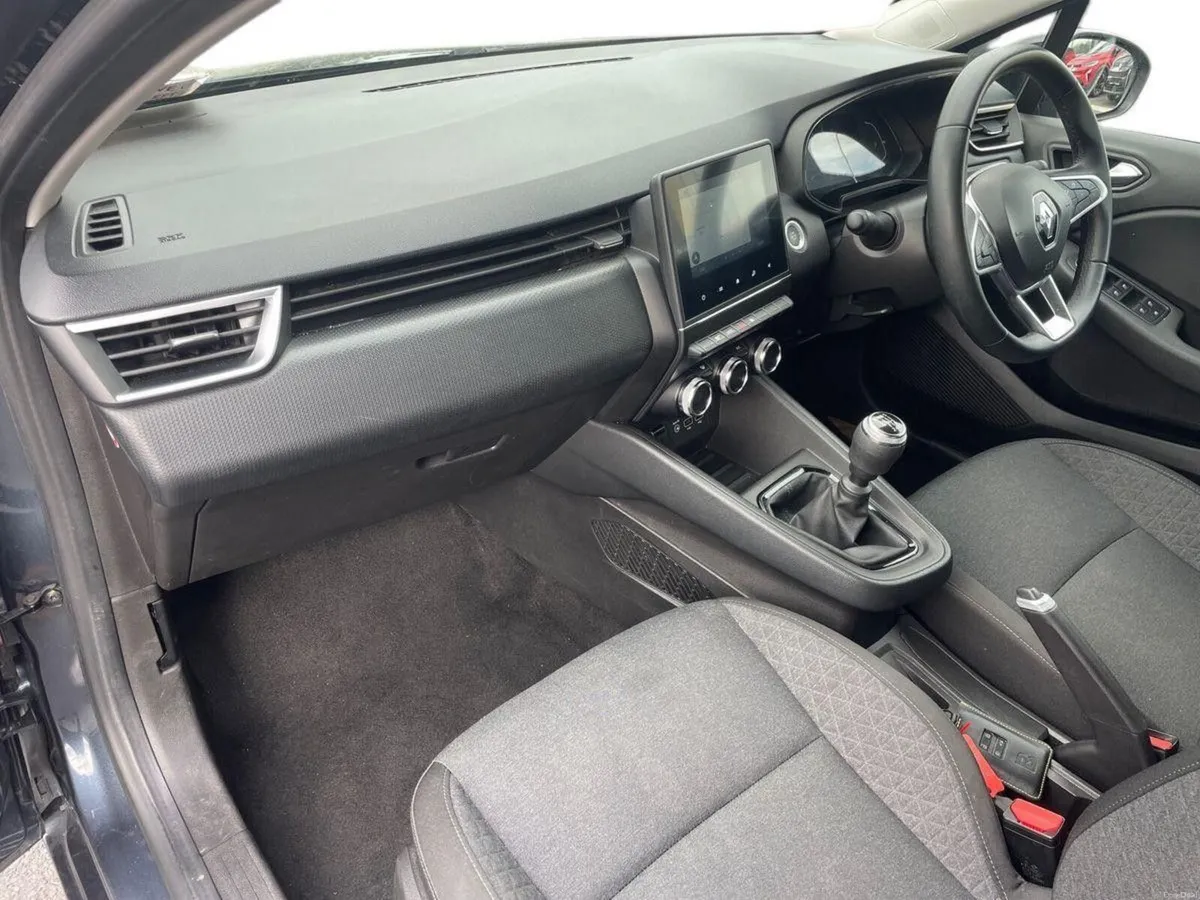 Renault Clio TCe 90 DFull Evolution - Image 5