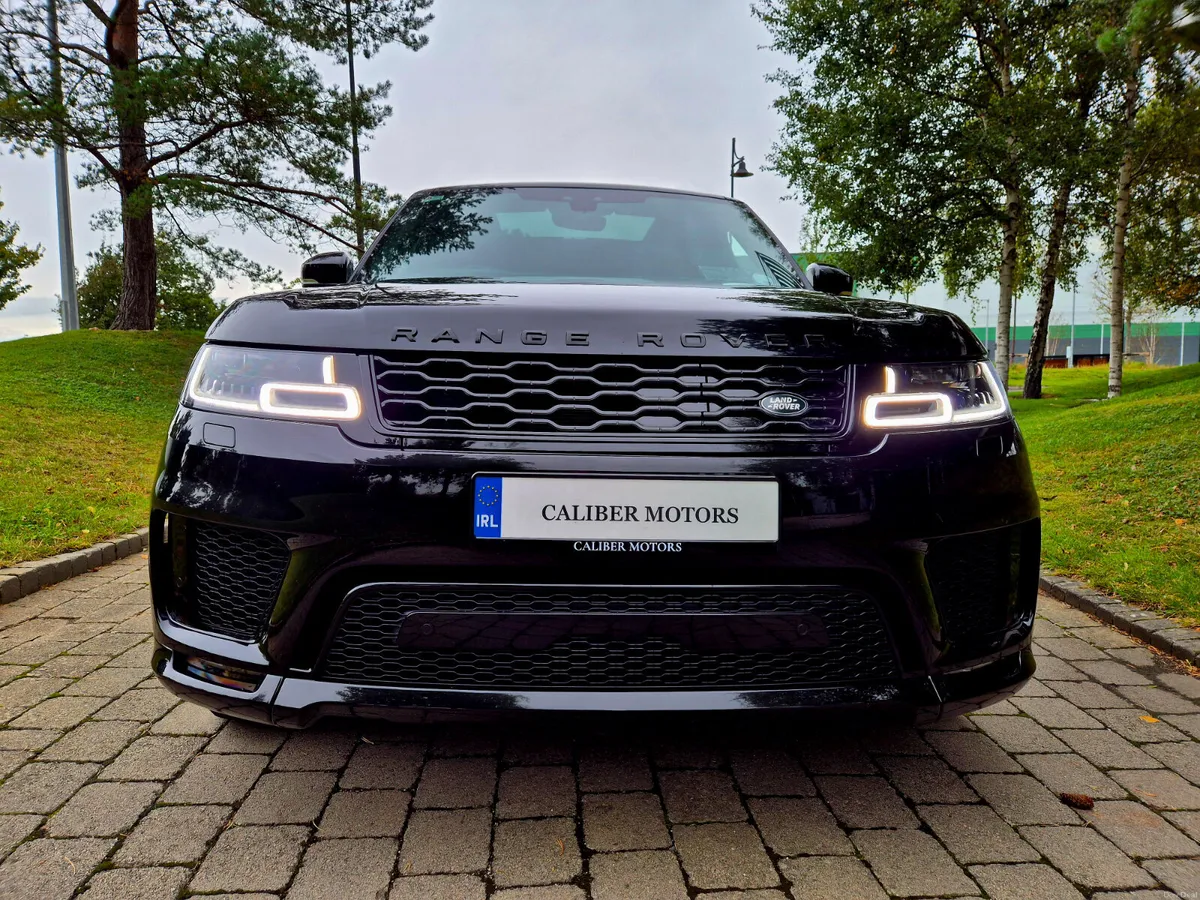 Range Rover Sport Black Badge HSE P400e - Image 5