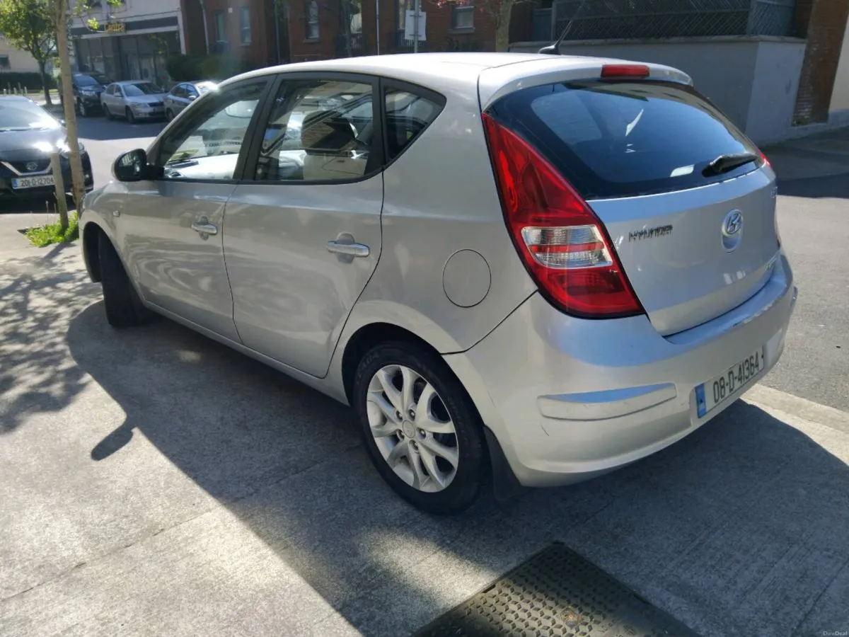 Hyundai i30 1.6 - Image 4