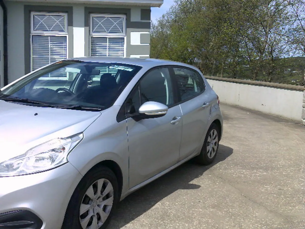 Peugeot 208 2016 - Image 3