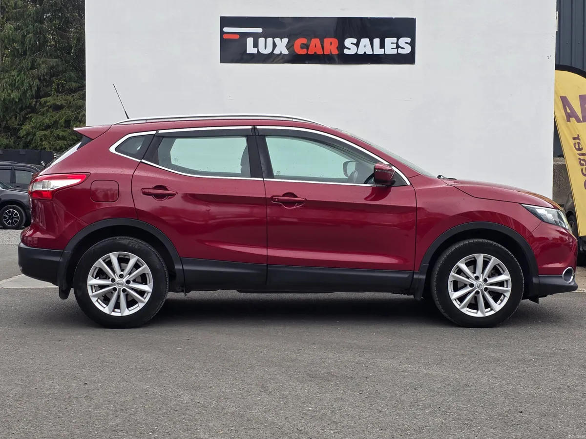 2017 Nissan Qashqai 1.5 DCI SV // PANORAMIC ROOF - Image 2