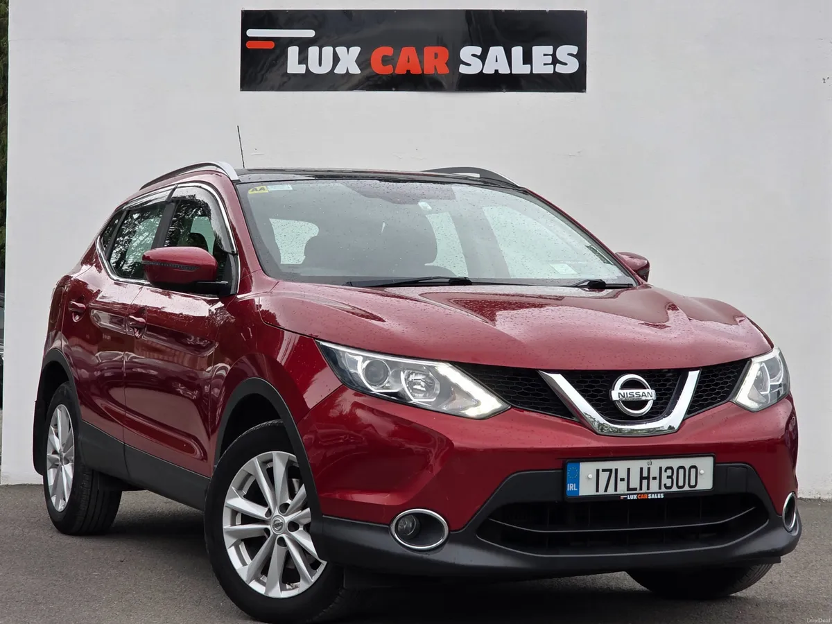 2017 Nissan Qashqai 1.5 DCI SV // PANORAMIC ROOF - Image 1