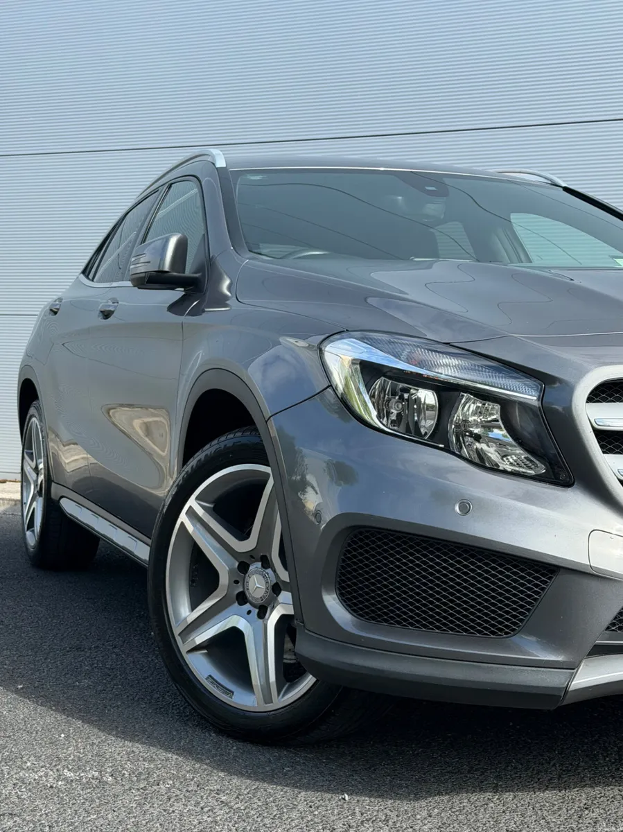 Mercedes-Benz GLA200d AMG - Image 4