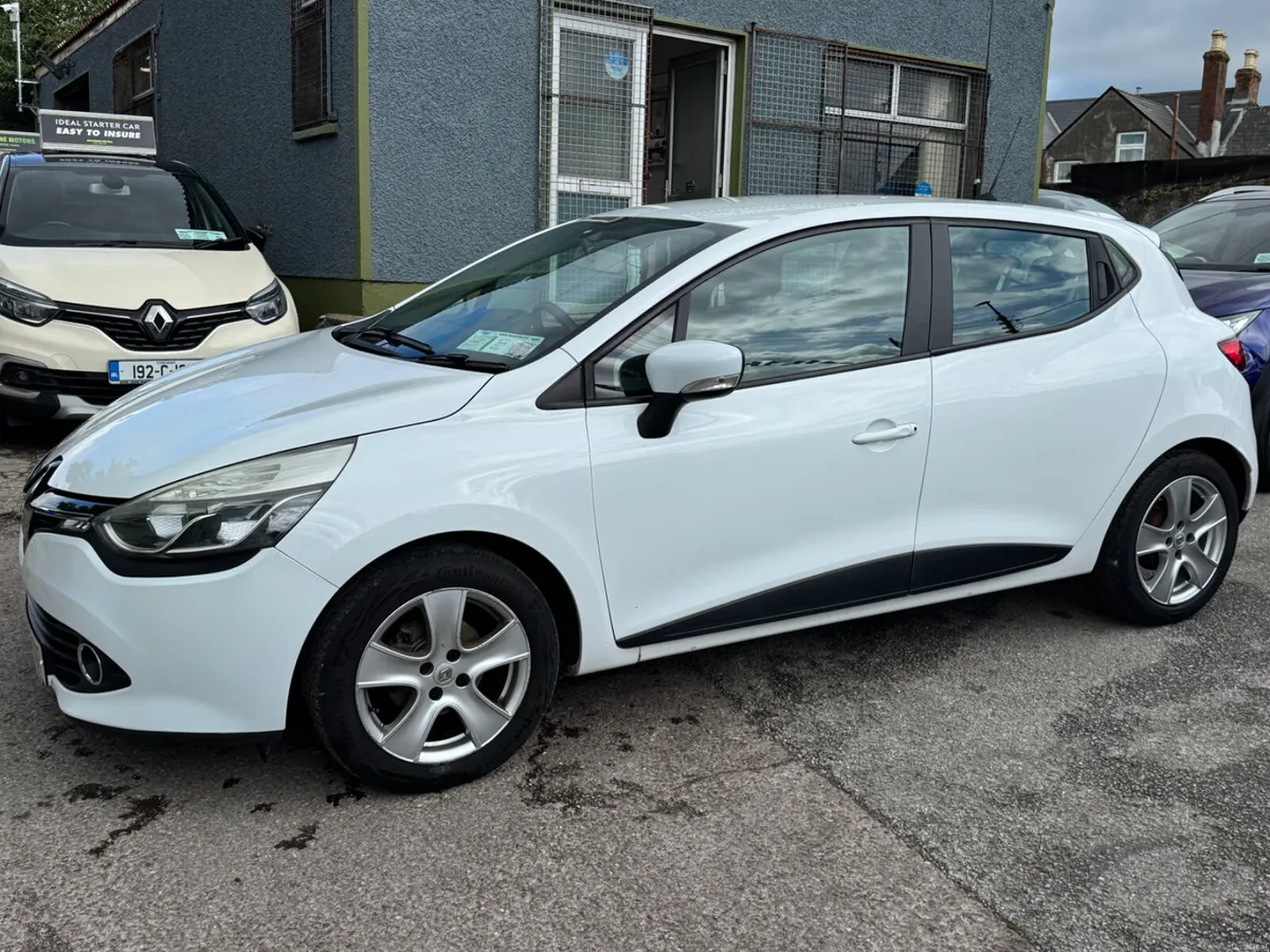 Renault Clio Ideal starter car - Image 3
