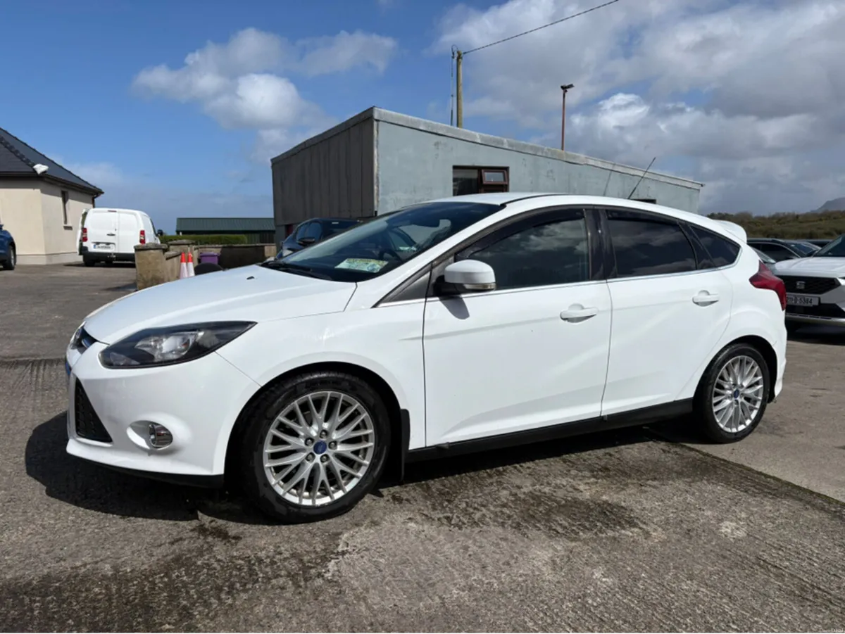 Ford Focus 1.6 TDCI ZETEC 113BHP 5DR - Image 2