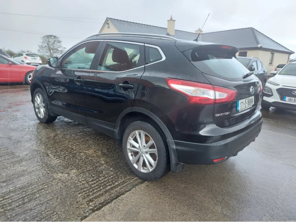 Nissan Qashqai 1.5 SV MY16 E6 4DR - Image 4