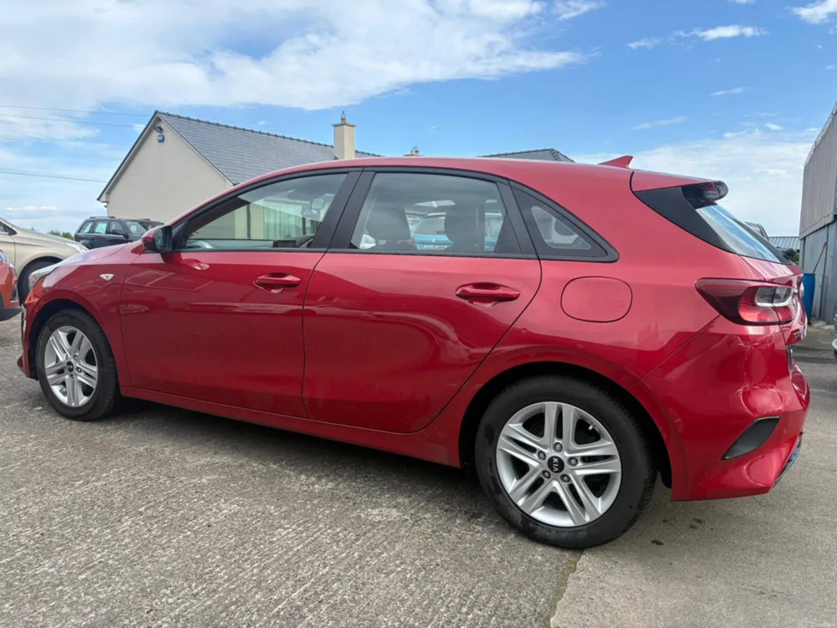 Kia Ceed 1.6 K2 5DR - Image 4