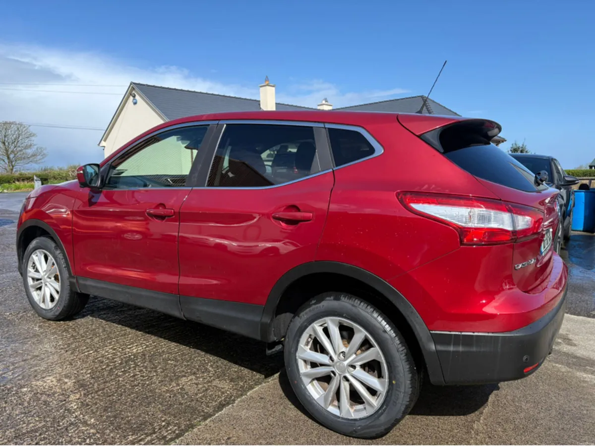 Nissan Qashqai 1.5 DCI N-TEC 110PS 5DR - Image 3