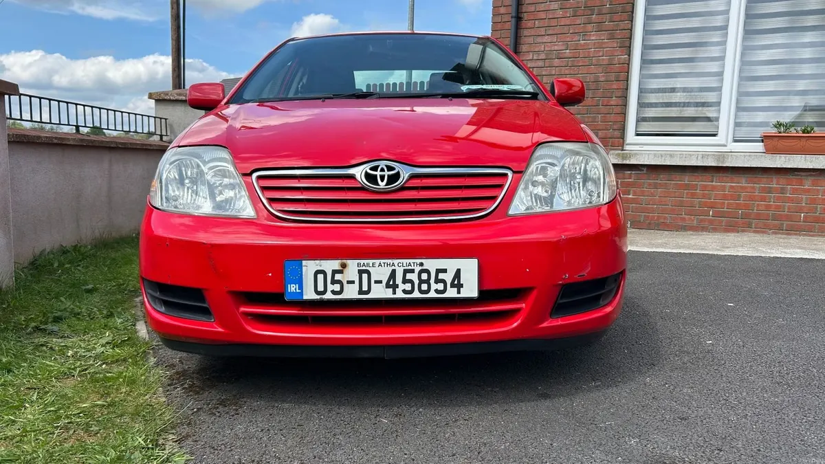 2005 Toyota Corolla, low mileage, NCT, 3 Keys 🔥 - Image 4