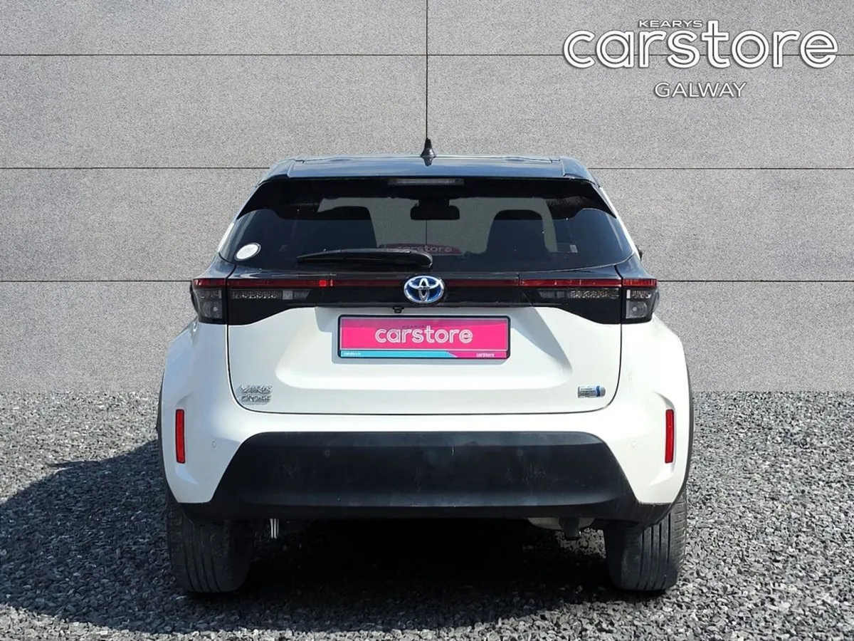 Toyota Yaris Cross Hybrid - Image 4
