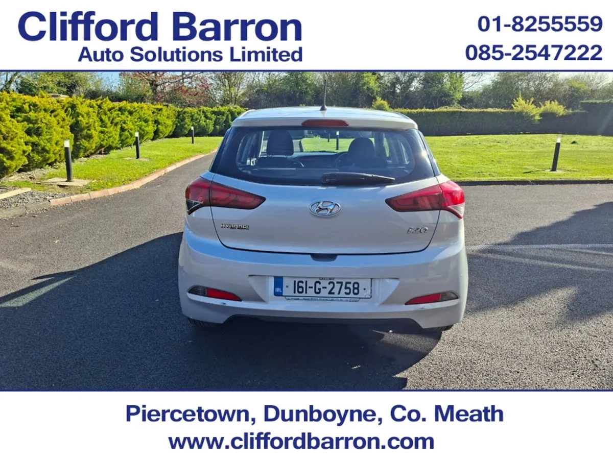 Hyundai i20 PETROL CLASSIC 5DR - Image 4