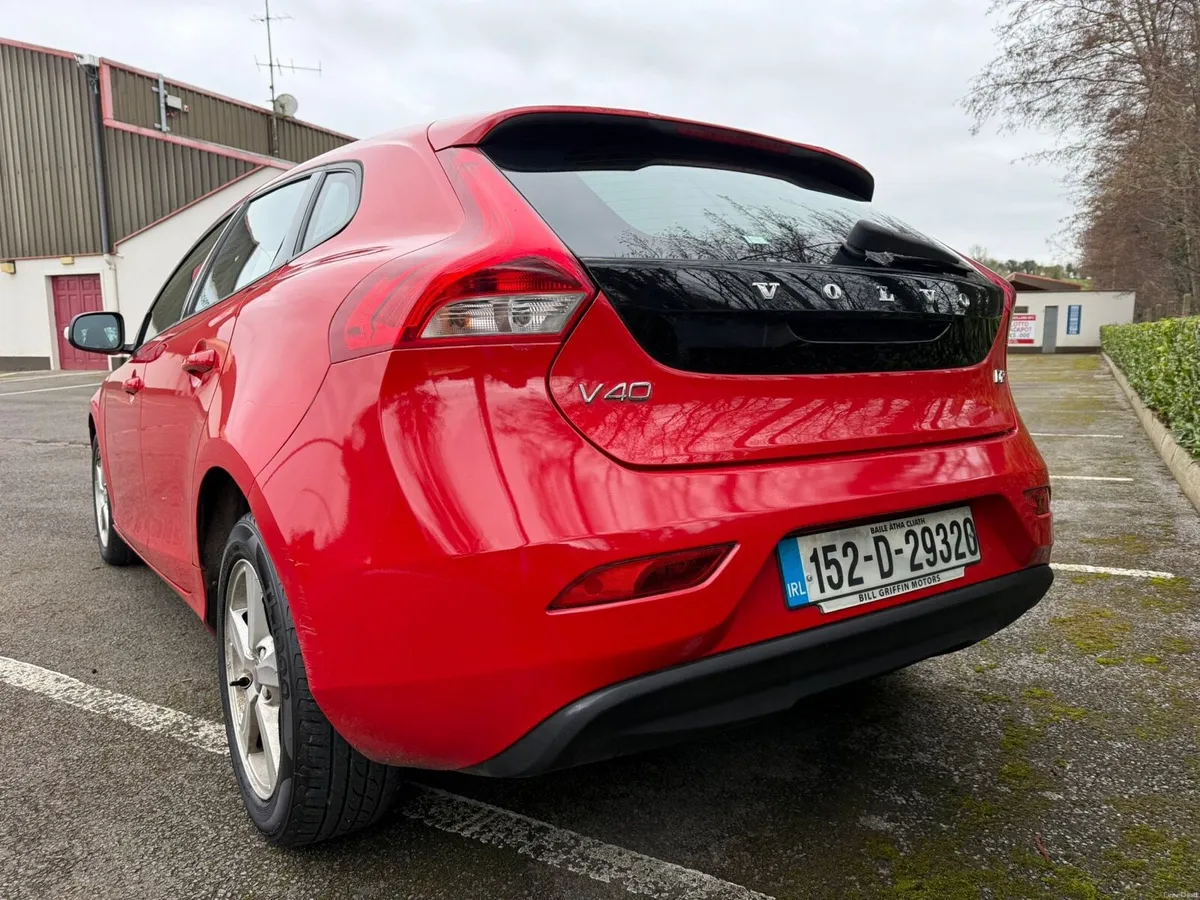 2015 Volvo V40 2.0 Diesel - Image 4