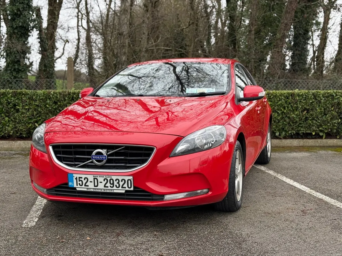 2015 Volvo V40 2.0 Diesel - Image 1