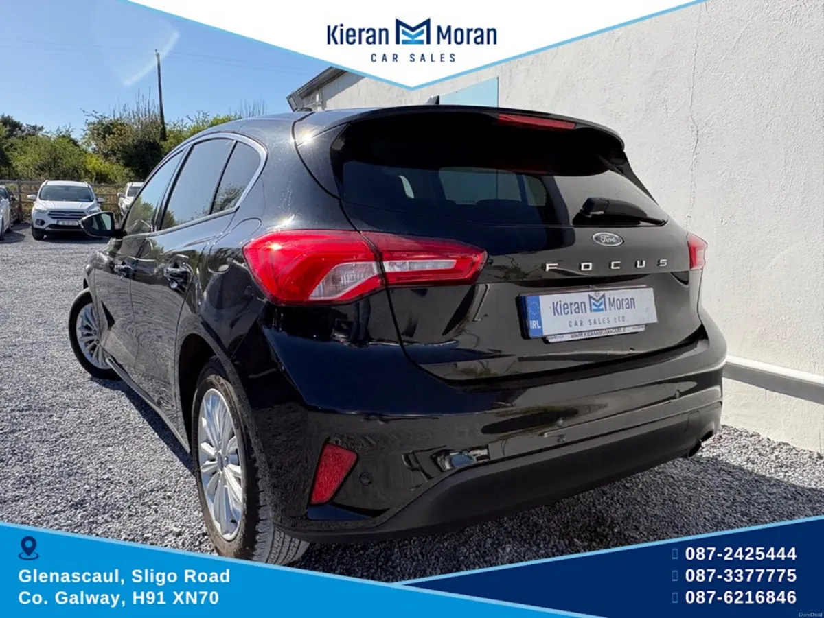 Ford Focus TITANIUM 120PS 5DR - Image 4