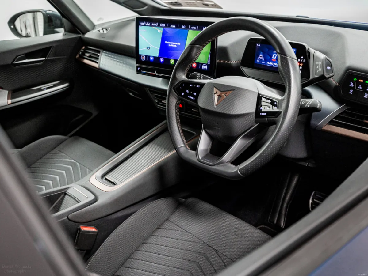Cupra Born 58kWh Auto 204HP - Image 2