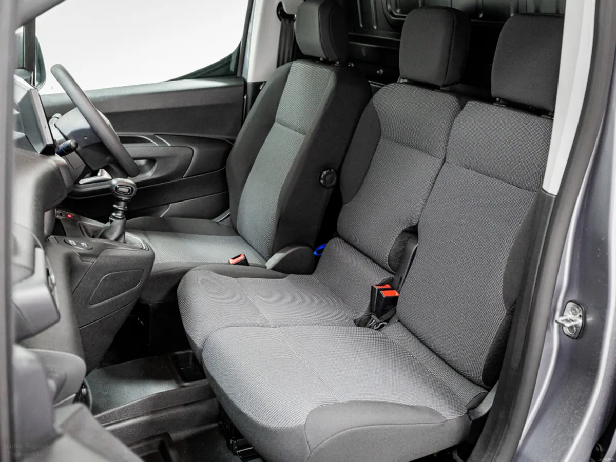 Citroen Berlingo LX Plus 1.5 Diesel 100HP LWB 1000 - Image 4