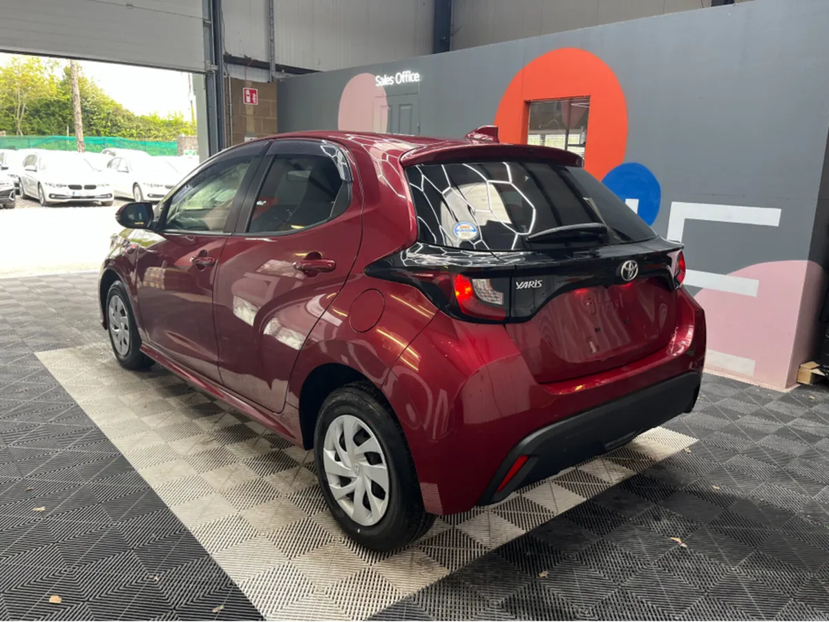Toyota Yaris 2022 TOYOTA YARIS X 1.0 AUTOMATIC / R - Image 4