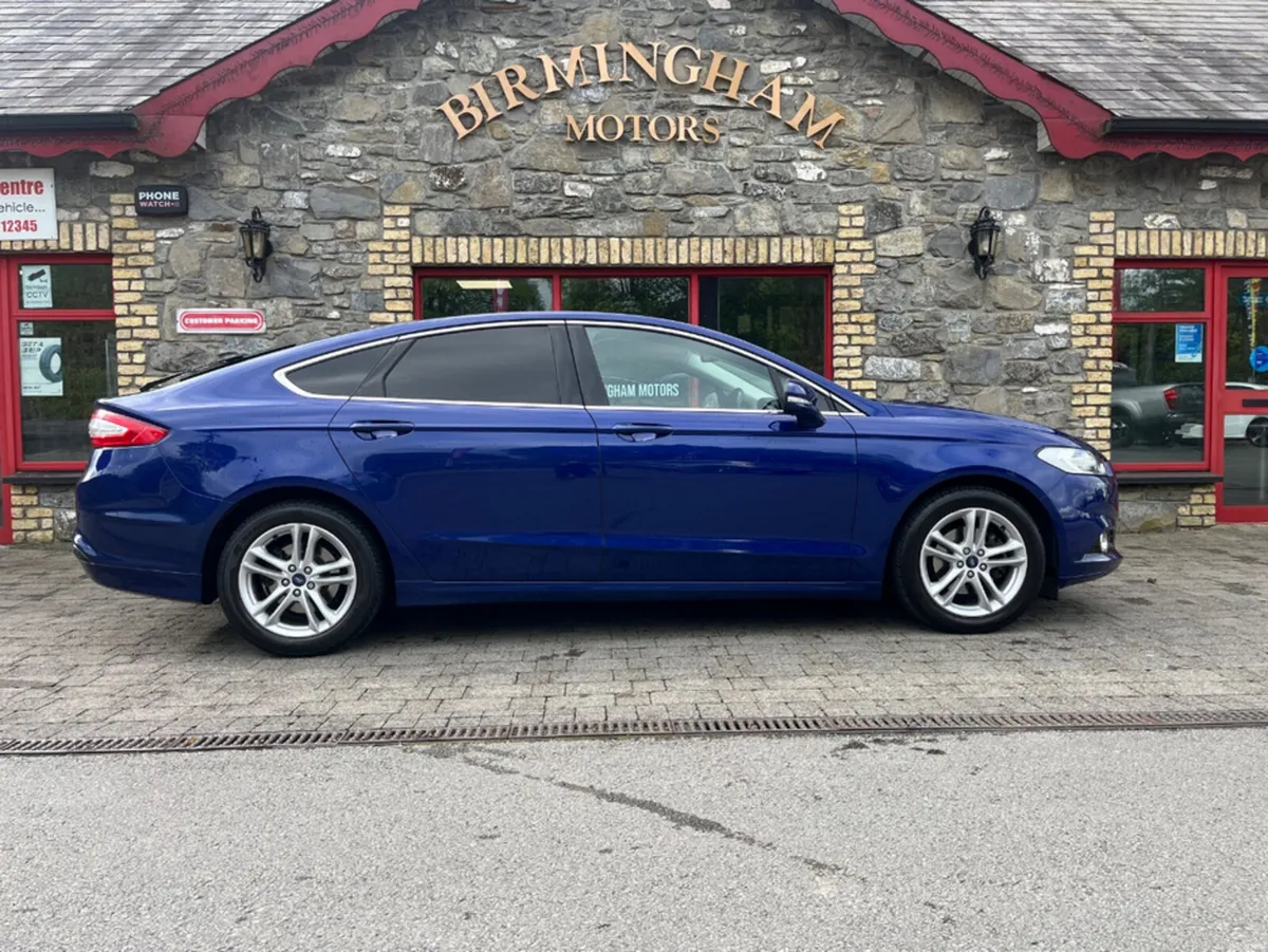 Ford Mondeo TITANIUM 1.5 TD 120PS 6SPEED 4DR - Image 3