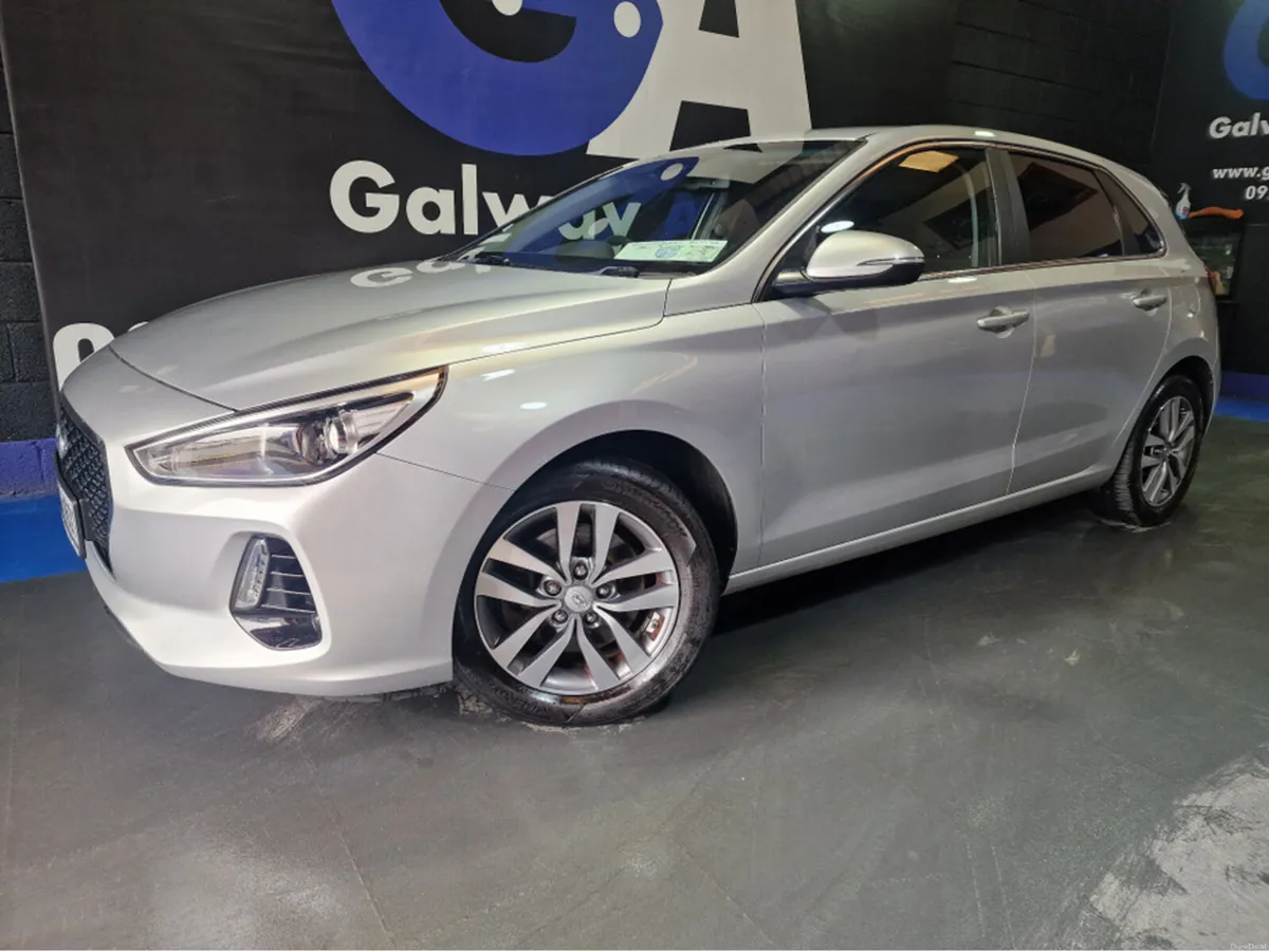 Hyundai i30 ** REVERSING CAMERA, CRUSIE CONTROL,FU - Image 4