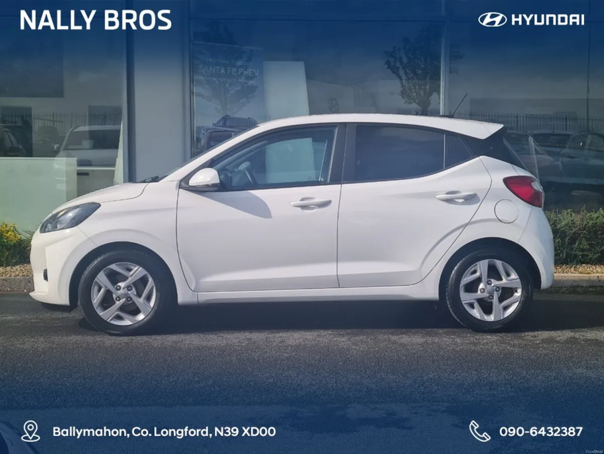 Hyundai i10 DELUXE PLUS 5DR - Image 3
