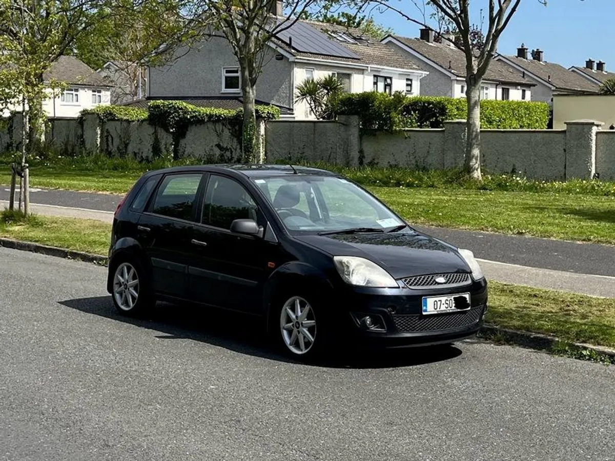 2007 Ford Fiesta - Image 2