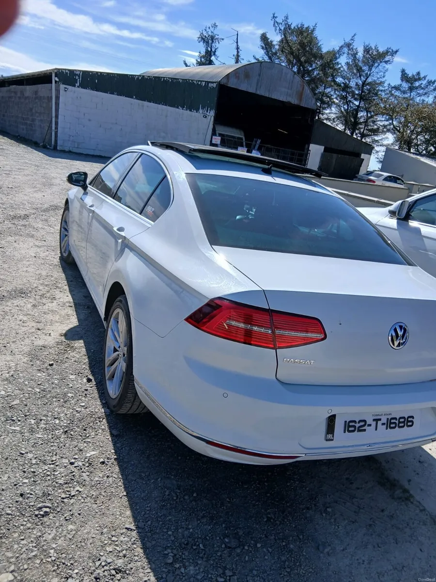 Volkswagen High line Passat €9950 - Image 3