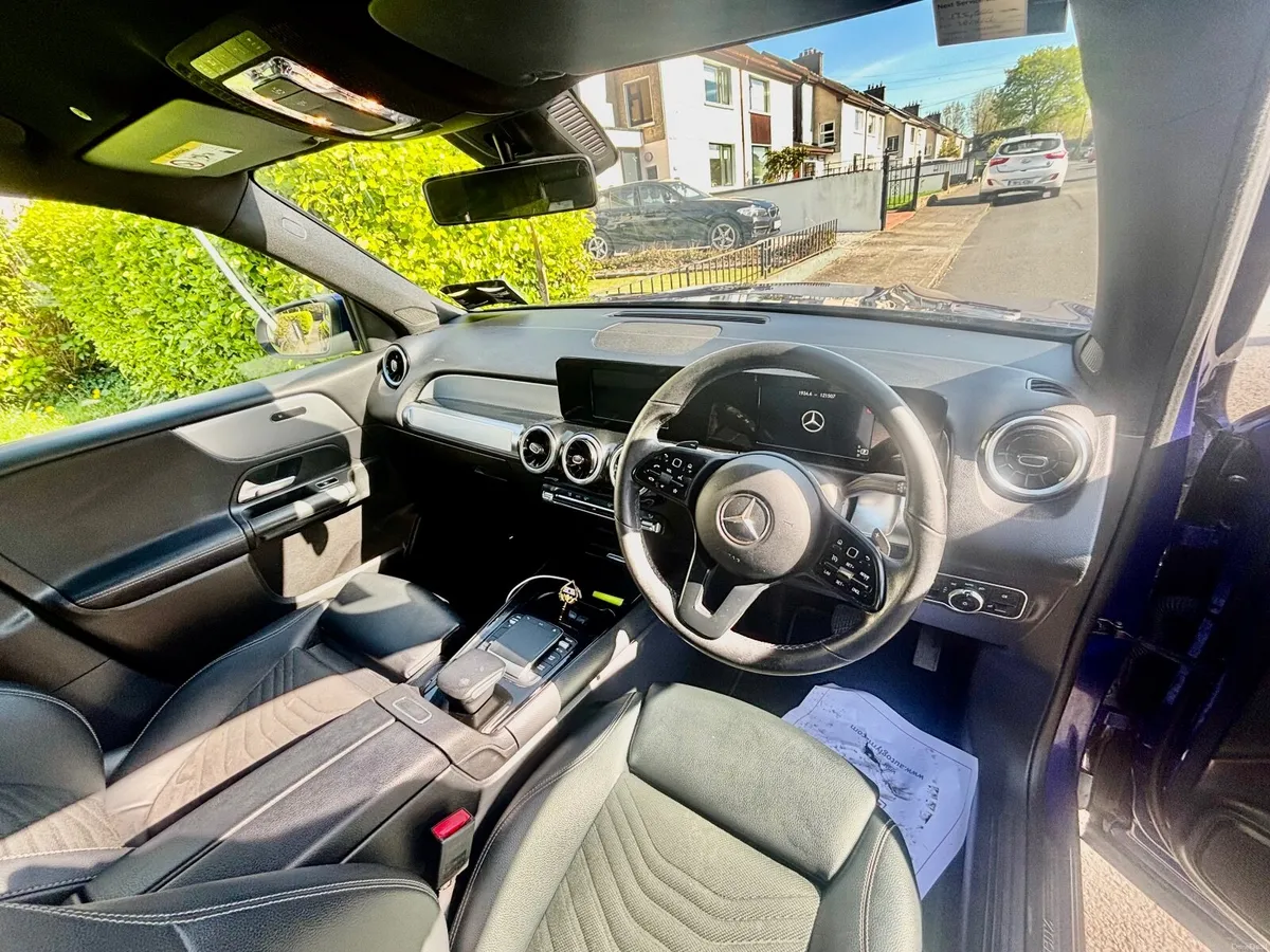 Mercedes-Benz GLB 2021 - Image 3