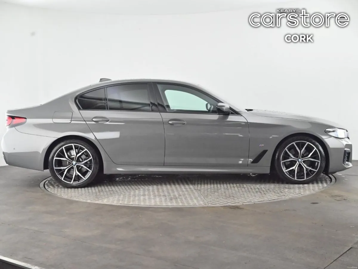 BMW 5-Series 520d M Sport (MHT) 18% - Image 2