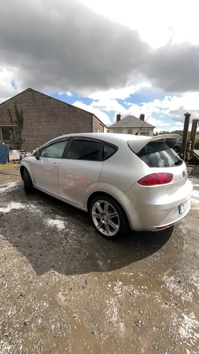 SEAT Leon 2012 - Image 1