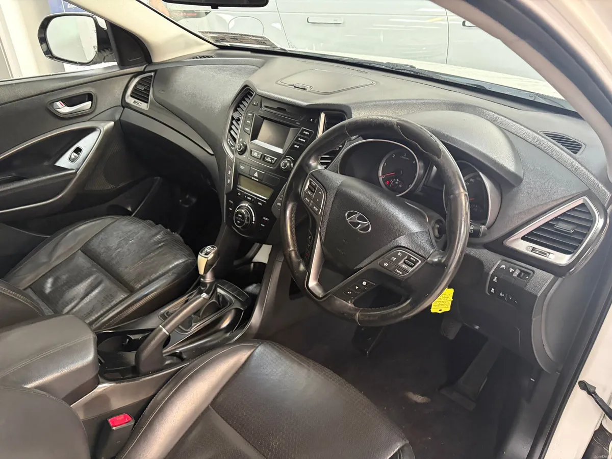 Hyundai Santa Fe 2014. 2.2D 4WD EXECUTIVE 7 SEATS - Image 3