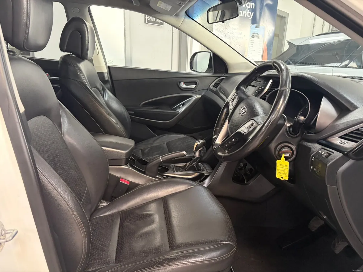 Hyundai Santa Fe 2014. 2.2D 4WD EXECUTIVE 7 SEATS - Image 4