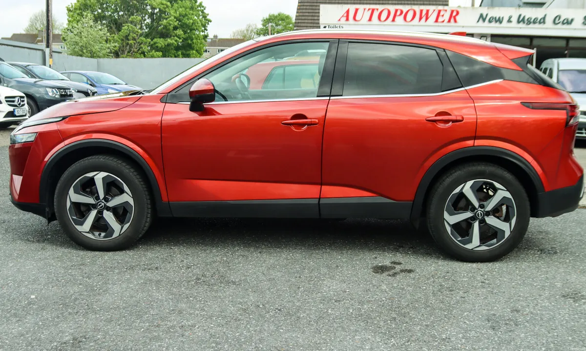 2023 Nissan Qashqai  SV Premium  MH  1.3 Petrol - Image 4
