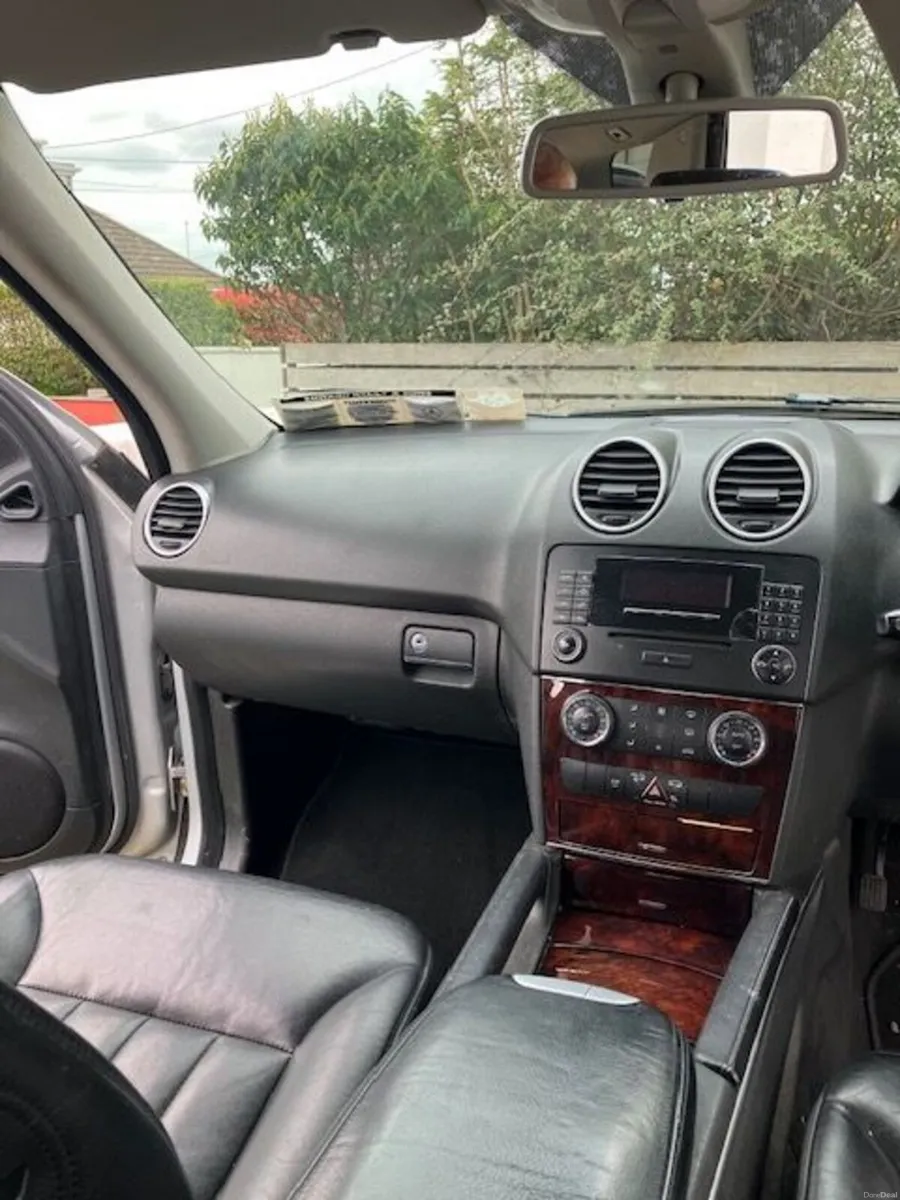 Mercedes-Benz M-Class 2006 - Image 4