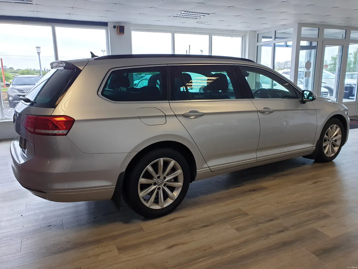 Volkswagen Passat 2.0TDI BUS ED ESTATE - Image 3