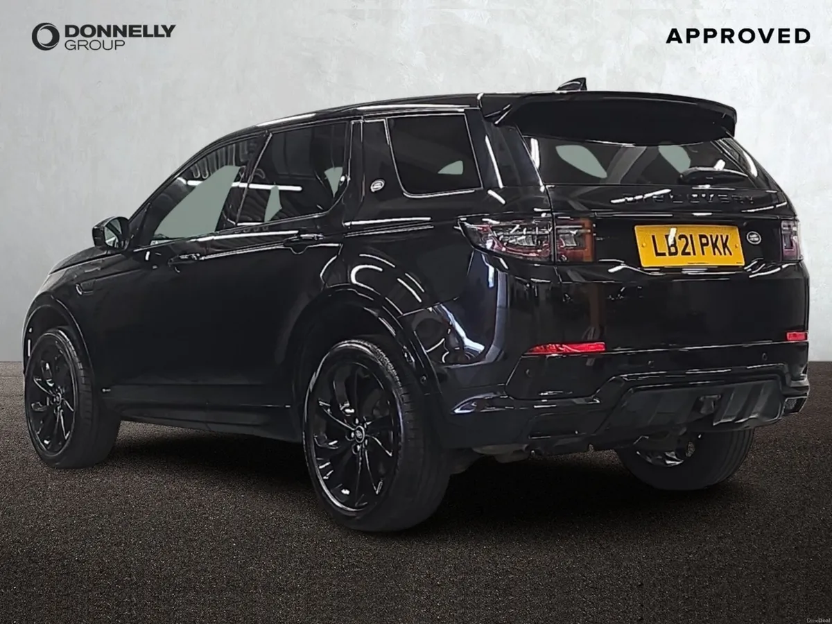 Land Rover Discovery Sport Diesel Sw R-Dynamic SE - Image 2