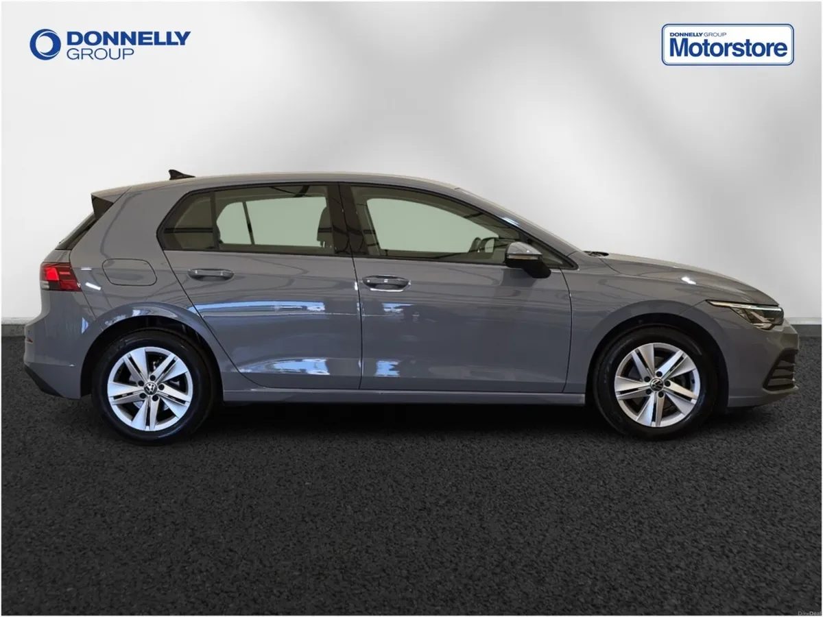 Volkswagen Golf Hatchback Life - Image 3