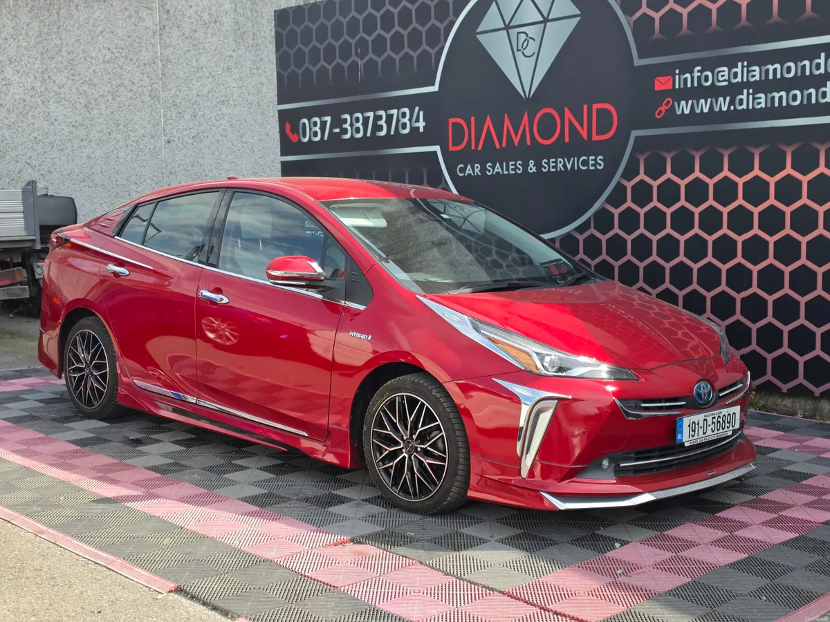 2019 TOYOTA PRIUS HYBRID NEW NCT 04/28 - Image 1