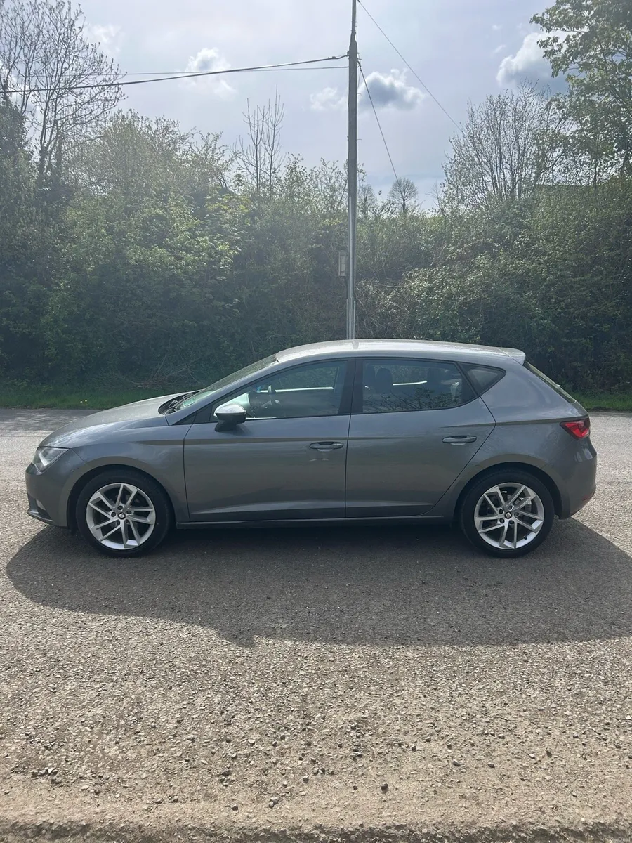142 SEAT Leon 1.6 TDI - Image 4