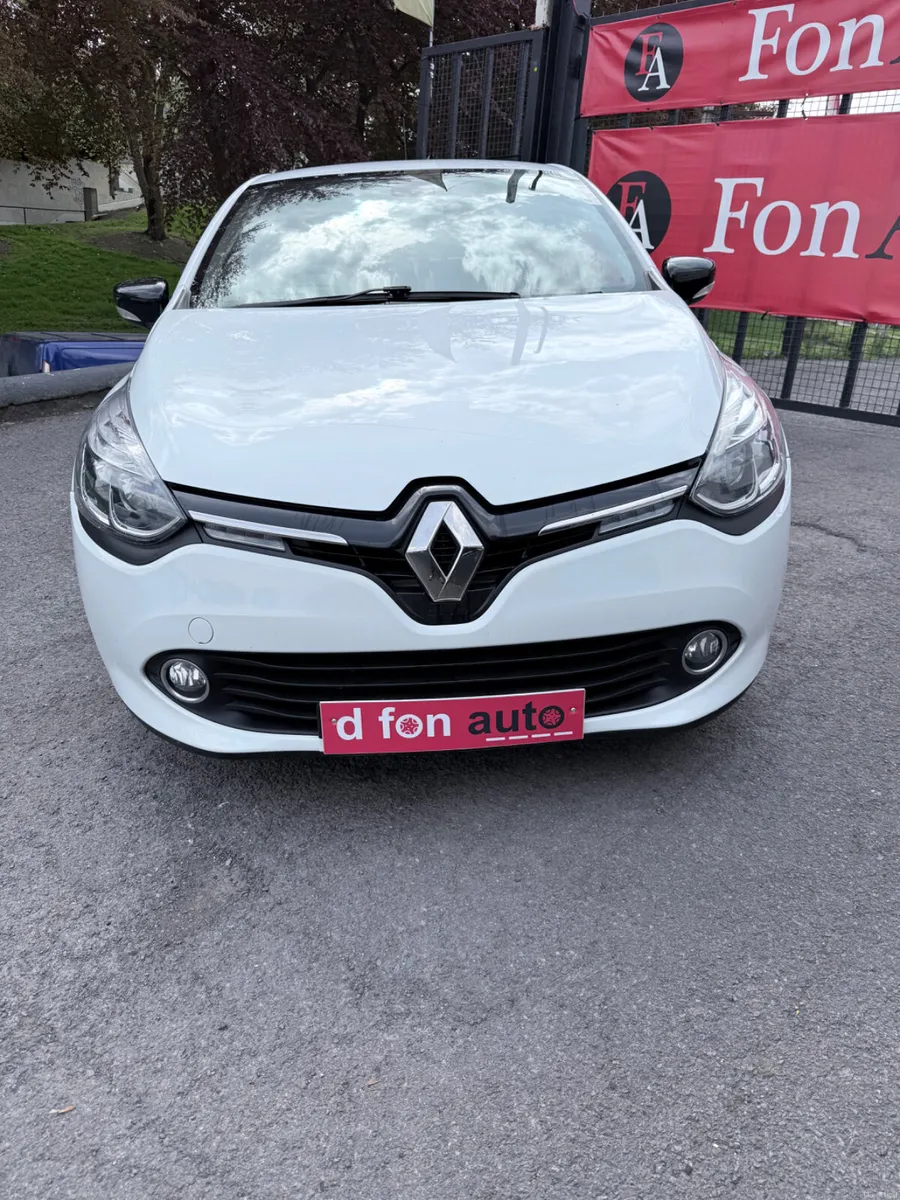 Renault Clio 1.5 Diesel Low Miles New NCT - Image 4