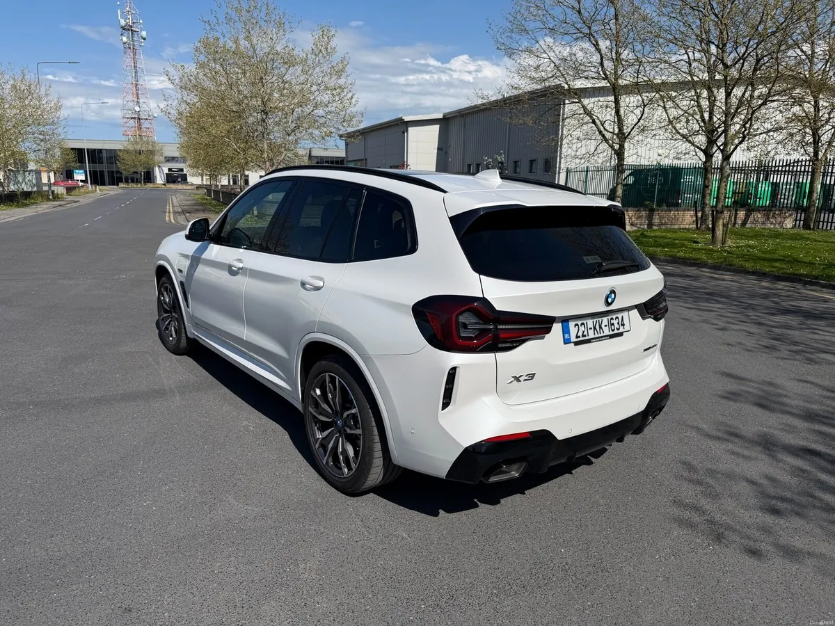 BMW X3 xDrive30e M Sport Pro - Image 4