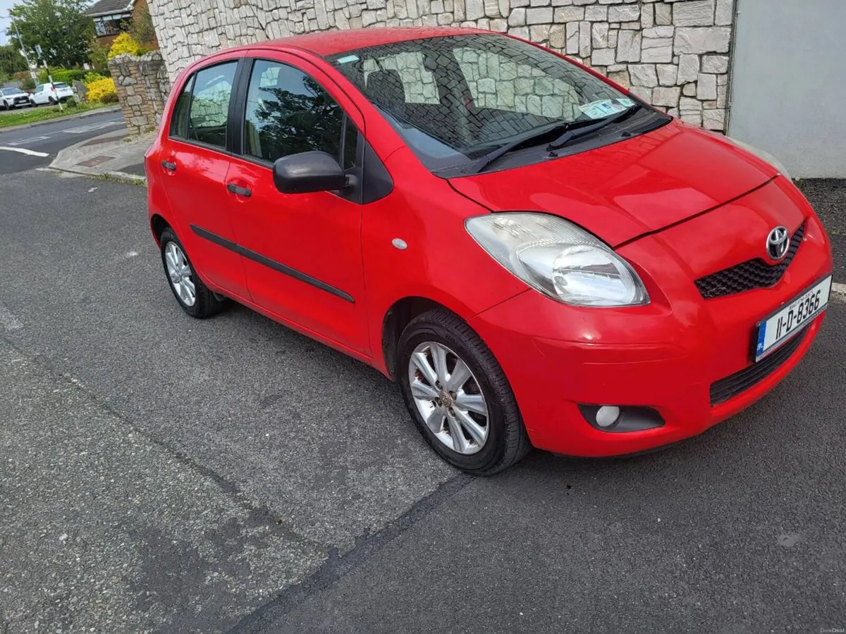Toyota yaris 2011  1.0 litre petrol nctd / taxed - Image 1