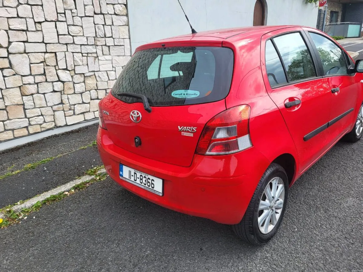 Toyota yaris 2011  1.0 litre petrol nctd / taxed - Image 3