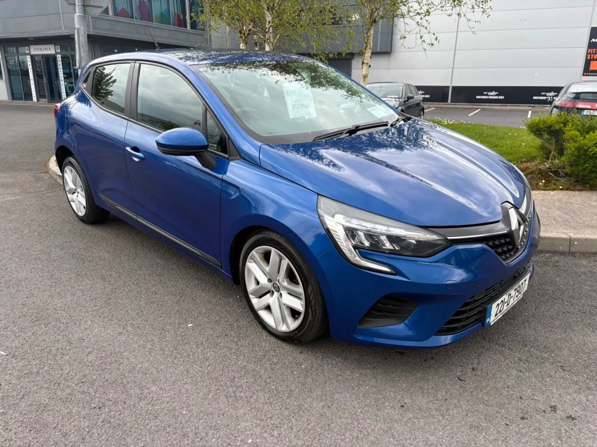 Renault Clio Dynamique TCe / Ideal Starter car - Image 3
