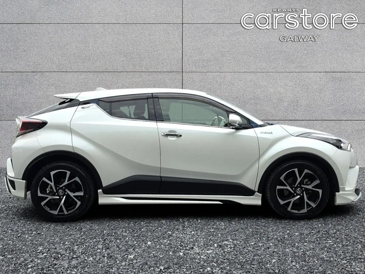 Toyota C-HR G Led Edition - Image 2