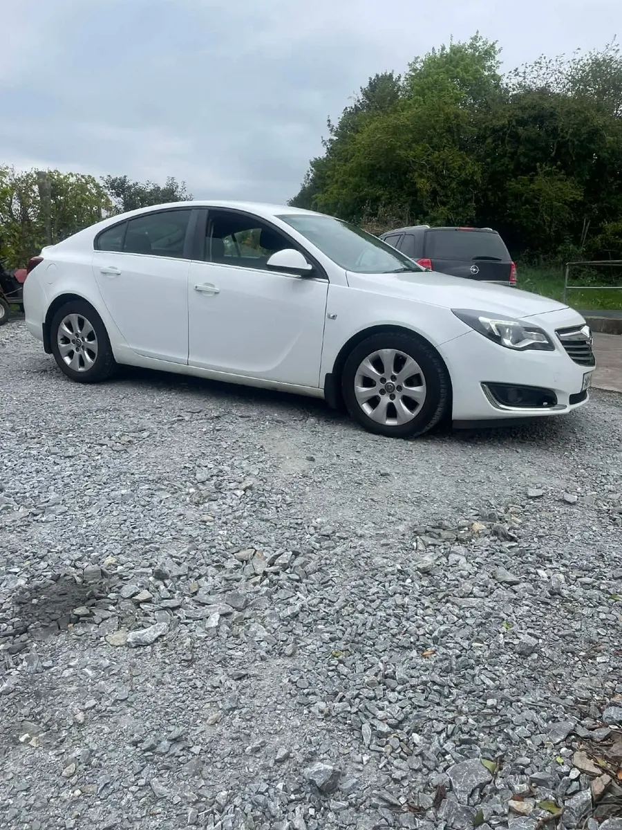 Opel Insignia 2014 NCT 30/07/26 - Image 1