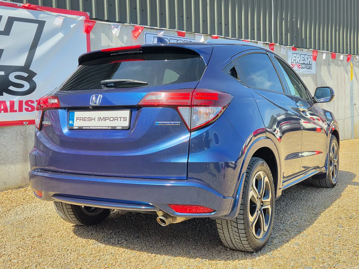 HONDA VEZEL HYBRID AUTO RARE COLOUR - Image 3