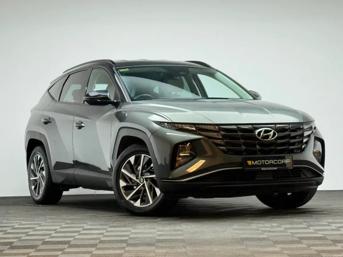 Hyundai Tucson IX35 EXECUTIVE TWO TONE - Image 1