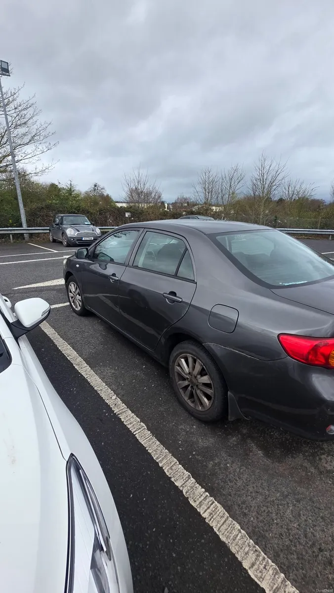 Toyota Corolla 2008 - Image 2