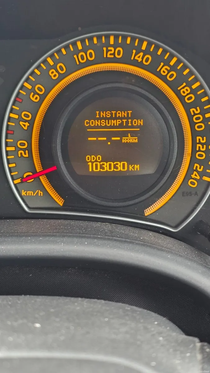 Toyota Corolla 2008 - Image 4